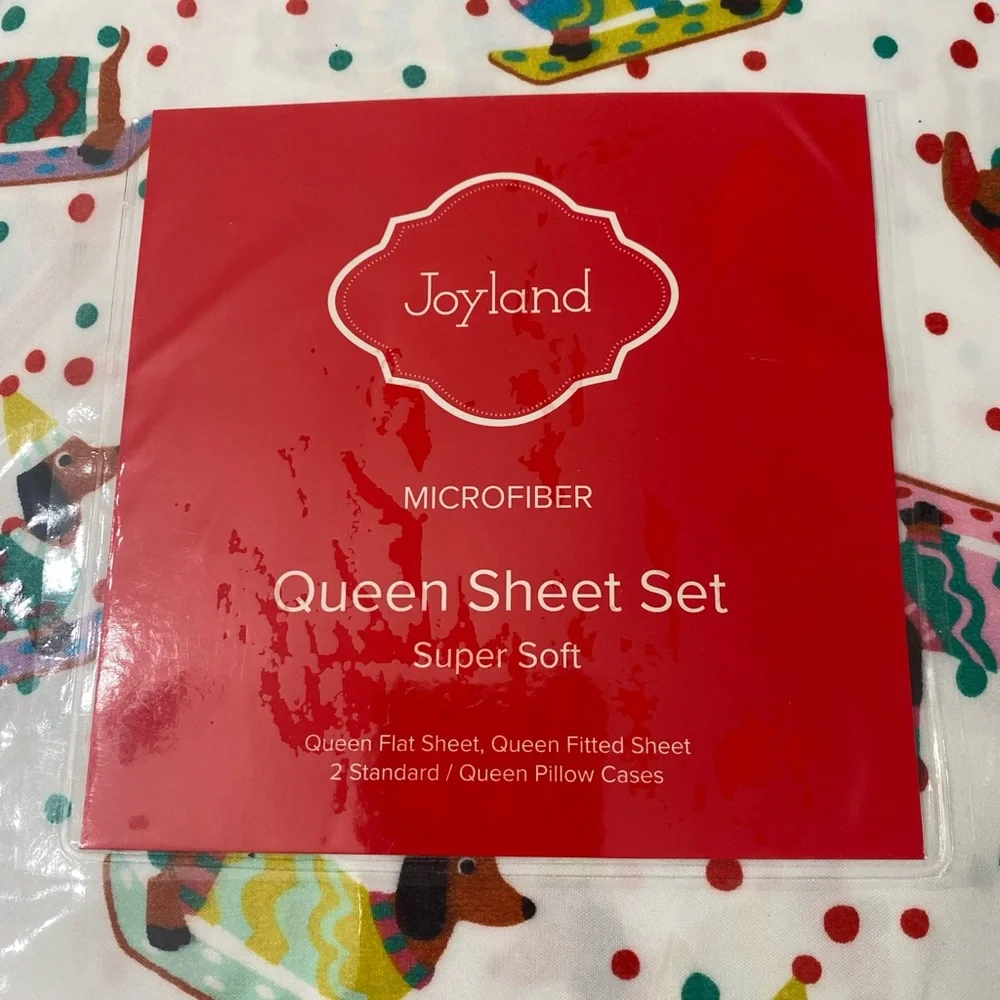 Joyland Queen Microfiber Dachshund Dog Holiday Christmas Winter Dot Sheet Set